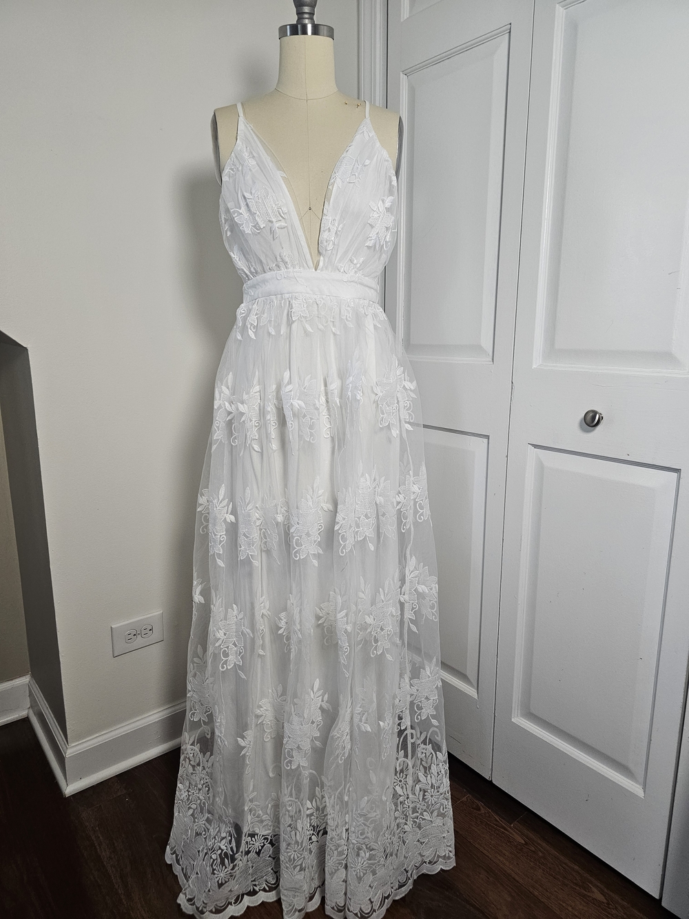 White Floral Embroidered Tulle Overlay Dress